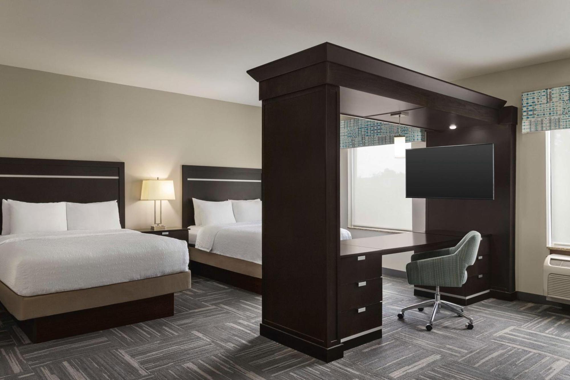 Hampton Inn New Albany Exterior photo