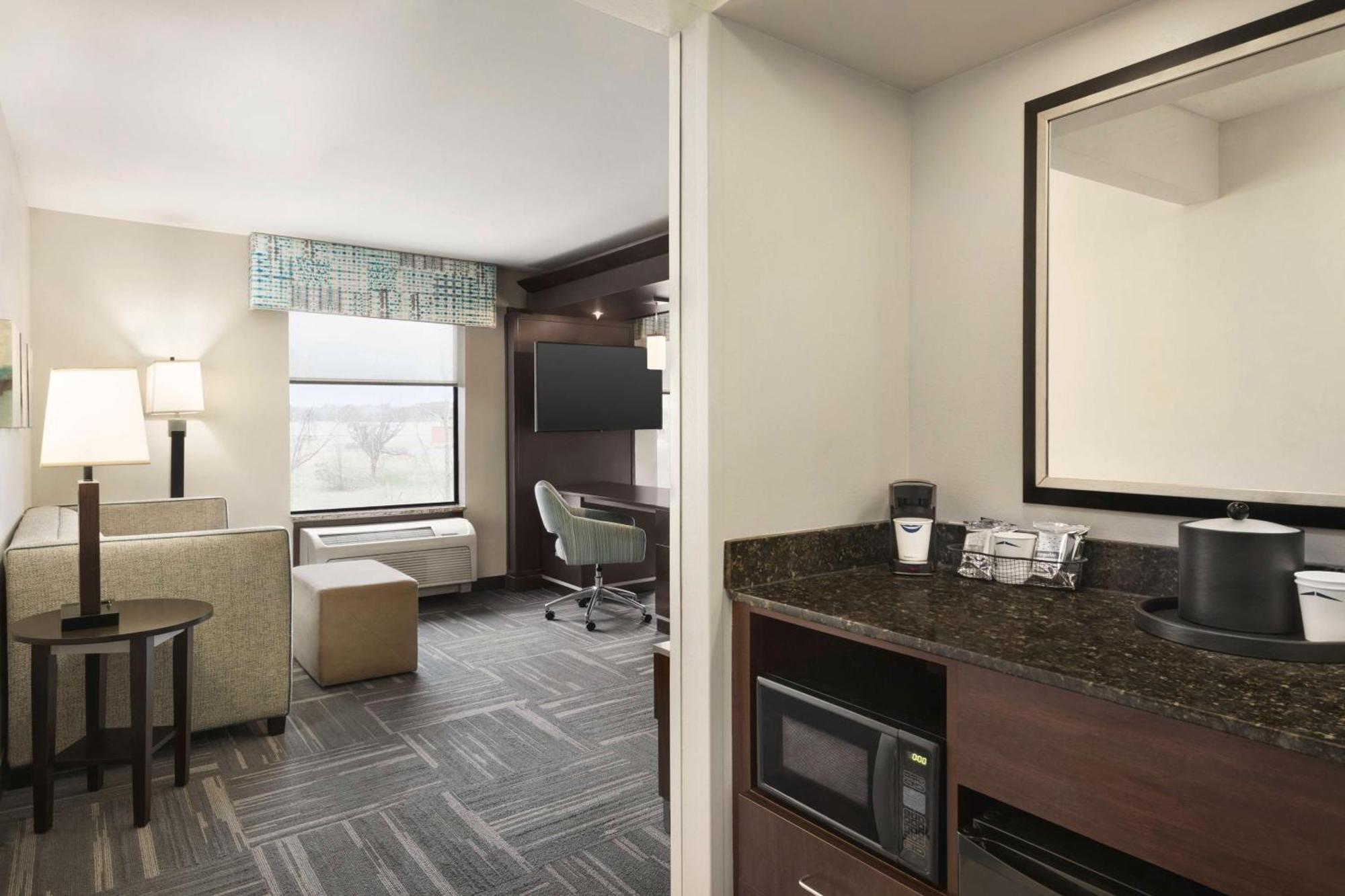 Hampton Inn New Albany Exterior photo